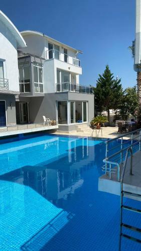 Y?ll?k Luxury Villa
