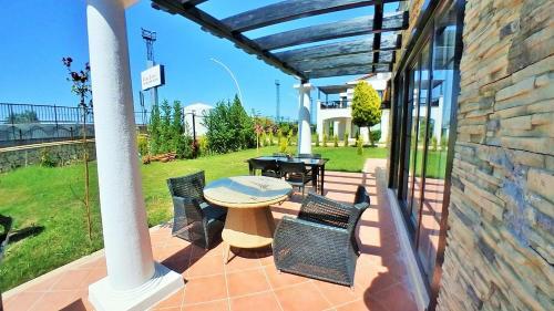 Fun&sun River Villas With Amazing Landscape 5+1