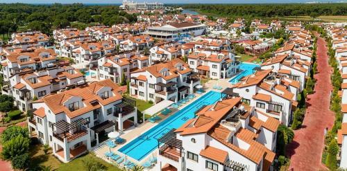 Fun&sun River Villas With Amazing Landscape 5+1