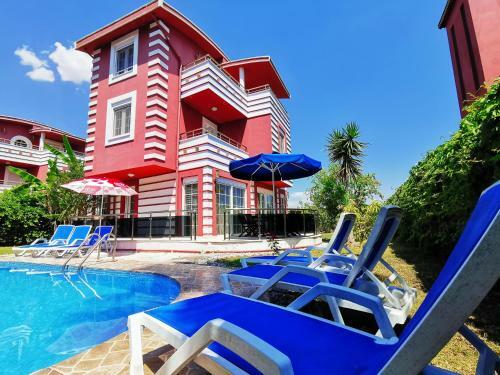 Impressive Villa With Private Pool In Antalya