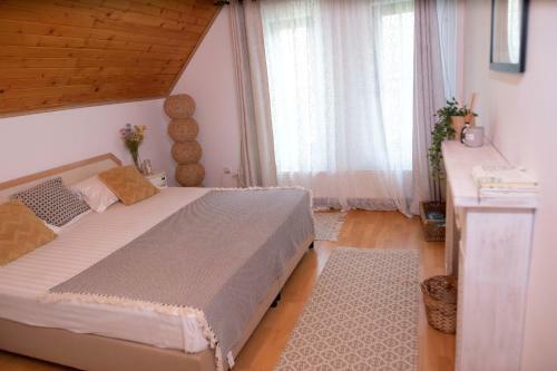 Marie Chalet