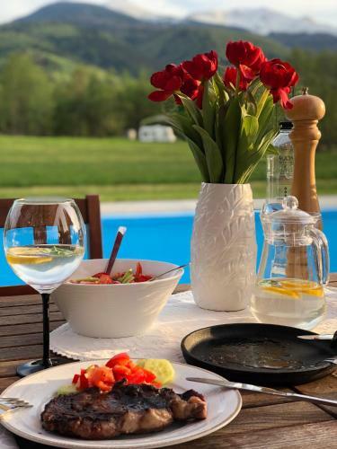 Marie Chalet
