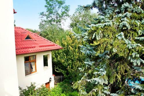 Zaivan Retreat