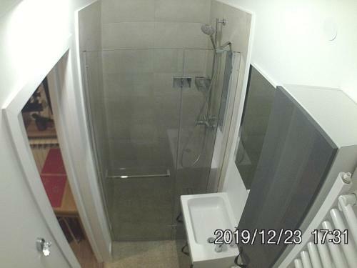 Rent0nline Brwinow Rooms