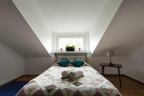 Rent0nline Brwinow Rooms