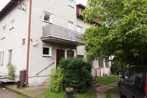 Rent0nline Brwinow Rooms