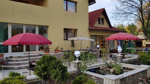 Hostal Lis House