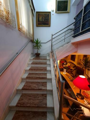 Hostal Lis House