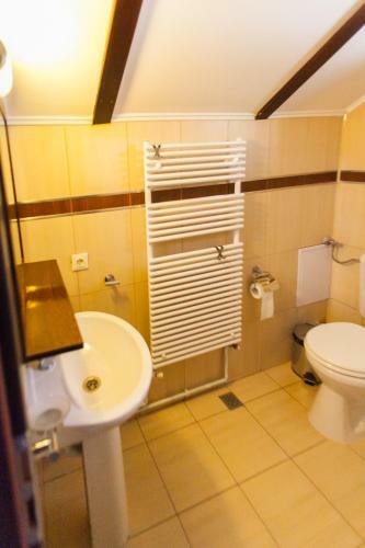 Hostal Casa Thomas Bran