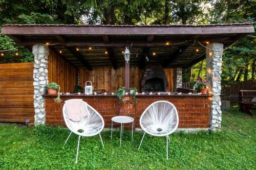 Villa River House