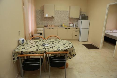 Donfarsha Apartments