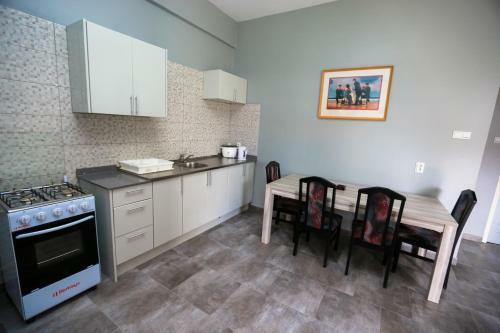 Donfarsha Apartments