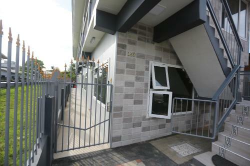 Donfarsha Apartments
