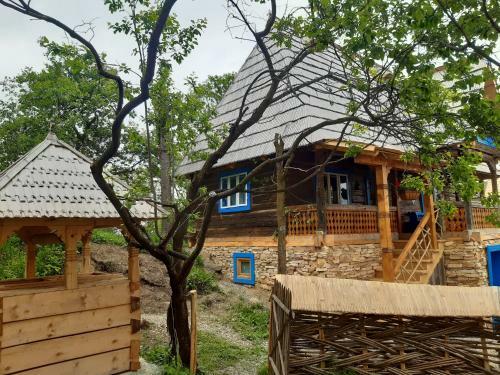 Casa Moro?enilor - Breb