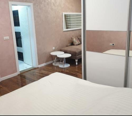 Apartamento Royalapartmani2