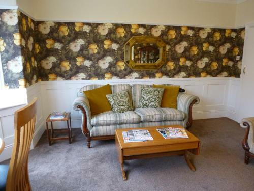 Hostal The Kenmore Guest House