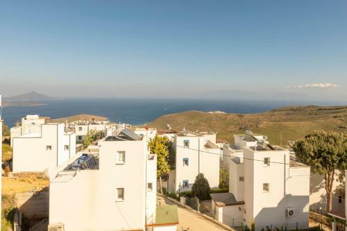 Stylish Villa With Mesmerizing View And Central Location In Bodrum