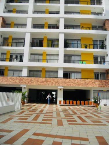 Apartamento Amoblado Con Excelente Ubicaci�n