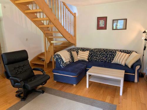 Allegra Holiday House