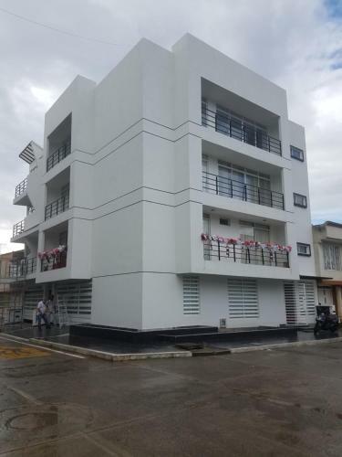 Balcones De La Rivera Apartamento 132 Amoblado