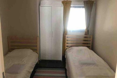 100 M To Beach, Entire Cozy Apartment With Patio