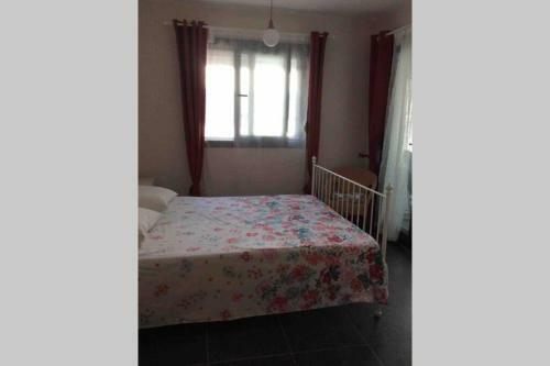 100 M To Beach, Entire Cozy Apartment With Patio