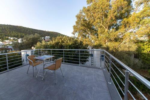 Villa Charming Duplex 2 Min Walk To Torba Beach In Bodrum