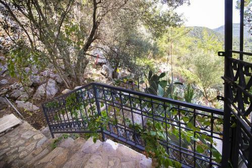 Central House With Shared Pool Near Paradise Bay In Bodrum