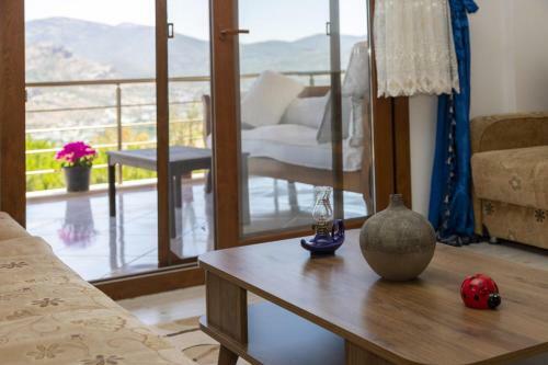 Villa 3 Br Comfy House With Peaceful View In Yalikavak