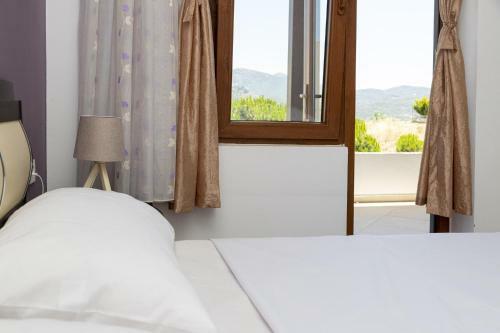 Villa 3 Br Comfy House With Peaceful View In Yalikavak