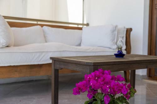 Villa 3 Br Comfy House With Peaceful View In Yalikavak