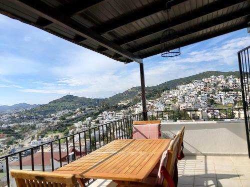 Triplex Villa With A Unique Wide View Of Bodrum