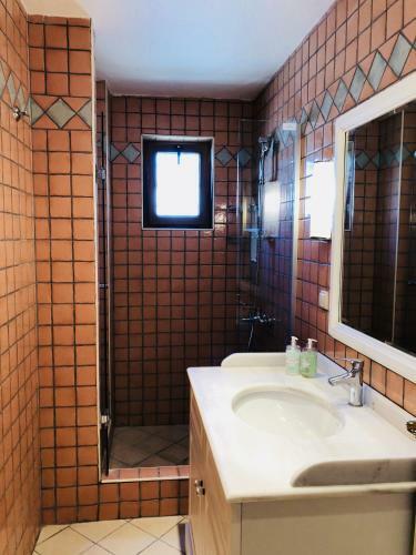 Apartamento Breathtaking Sea View With A Peaceful Garden