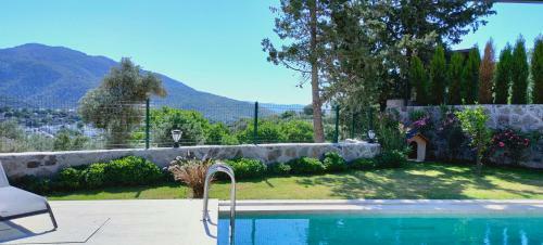 Yakak�y Qarma Evleri Villa 4b