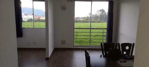 Apartamento Conjunto Parques De Hatogrande Cajica