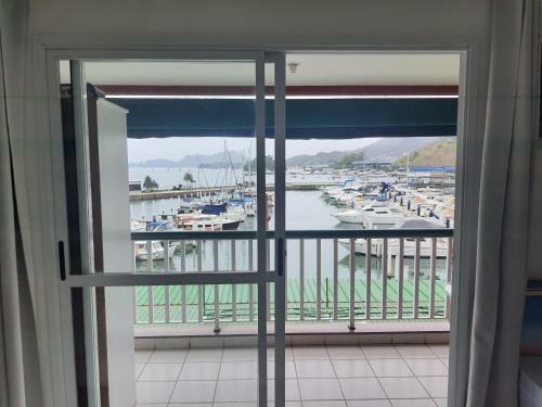 Apartamento Loft Lind�ssimo Junto A Marina E Shopping Piratas
