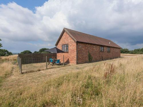 Hilltop Barn