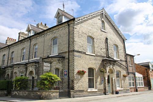 Hostal Bowen House
