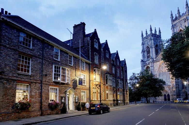 Best Western Plus Dean Court Hotel