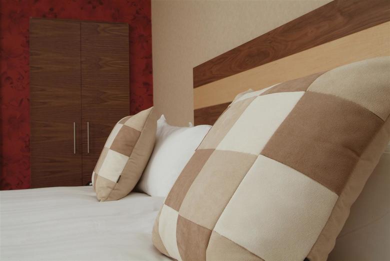 Best Western Plus Dean Court Hotel