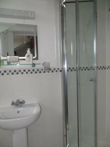 Hostal Avondale Guest House