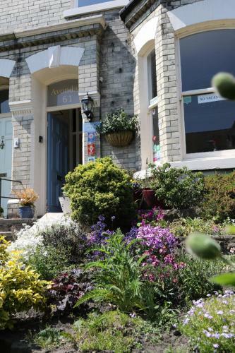 Hostal Avondale Guest House