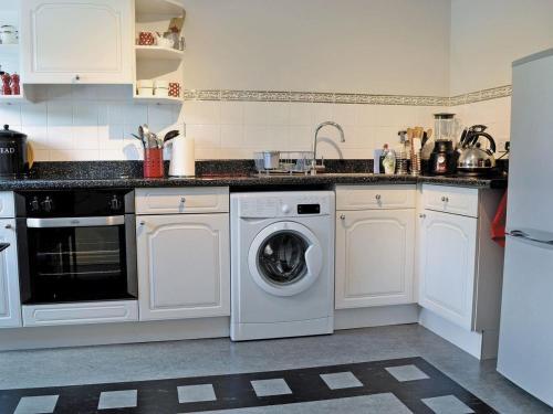 Flat 5 Victoria Bar Apts