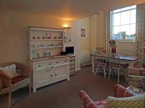 County House Apartment