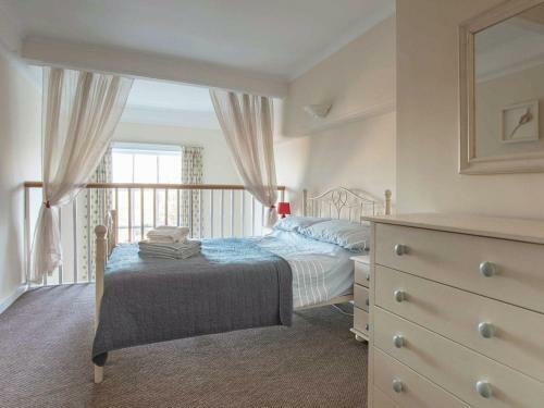 County House Apartment