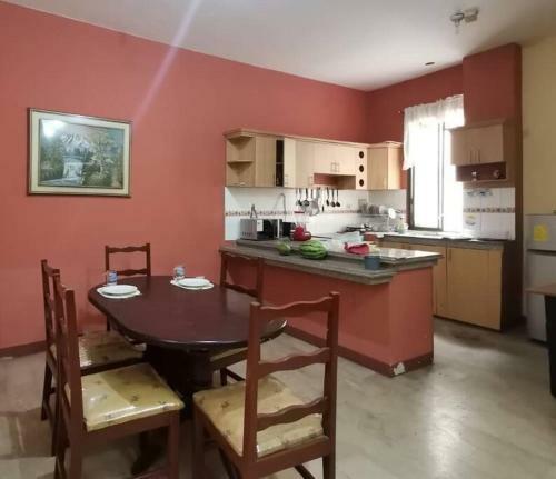 Cerca Del Terminal, Apartamento Entero