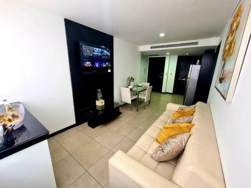 Apartamento Ecusuites 7premier Jacuzzi Vista Al R�o Gye