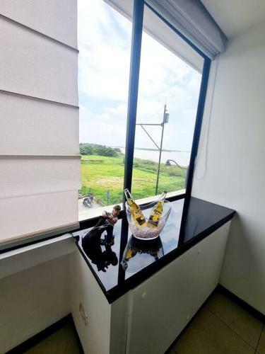 Apartamento Ecusuites 7premier Jacuzzi Vista Al R�o Gye