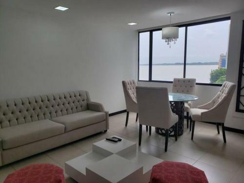 Apartamento Ecu Suites Front View Of River Exclusive Santa Ana