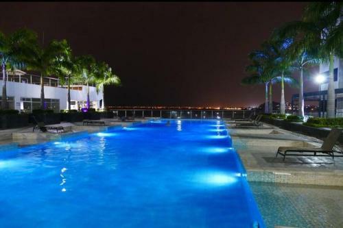 Apartamento Ecu Suites Front View Of River Exclusive Santa Ana